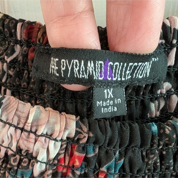 The Pyramid Collection Butterfly Floral Dark Romance Tunic Kimono 1X - Picture 3 of 13